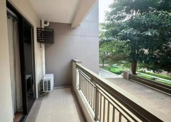 Mid-rise Staycation In Parañaque Apartamento *