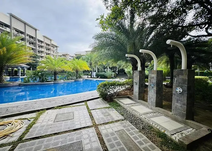 Mid-rise Staycation In Parañaque * Manila